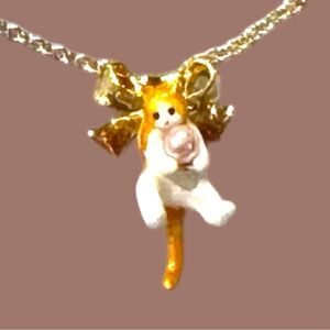 ORANGE TABBY KITTEN AND CULTURED PEARL WITH GOLDEN BOW NECKLACE